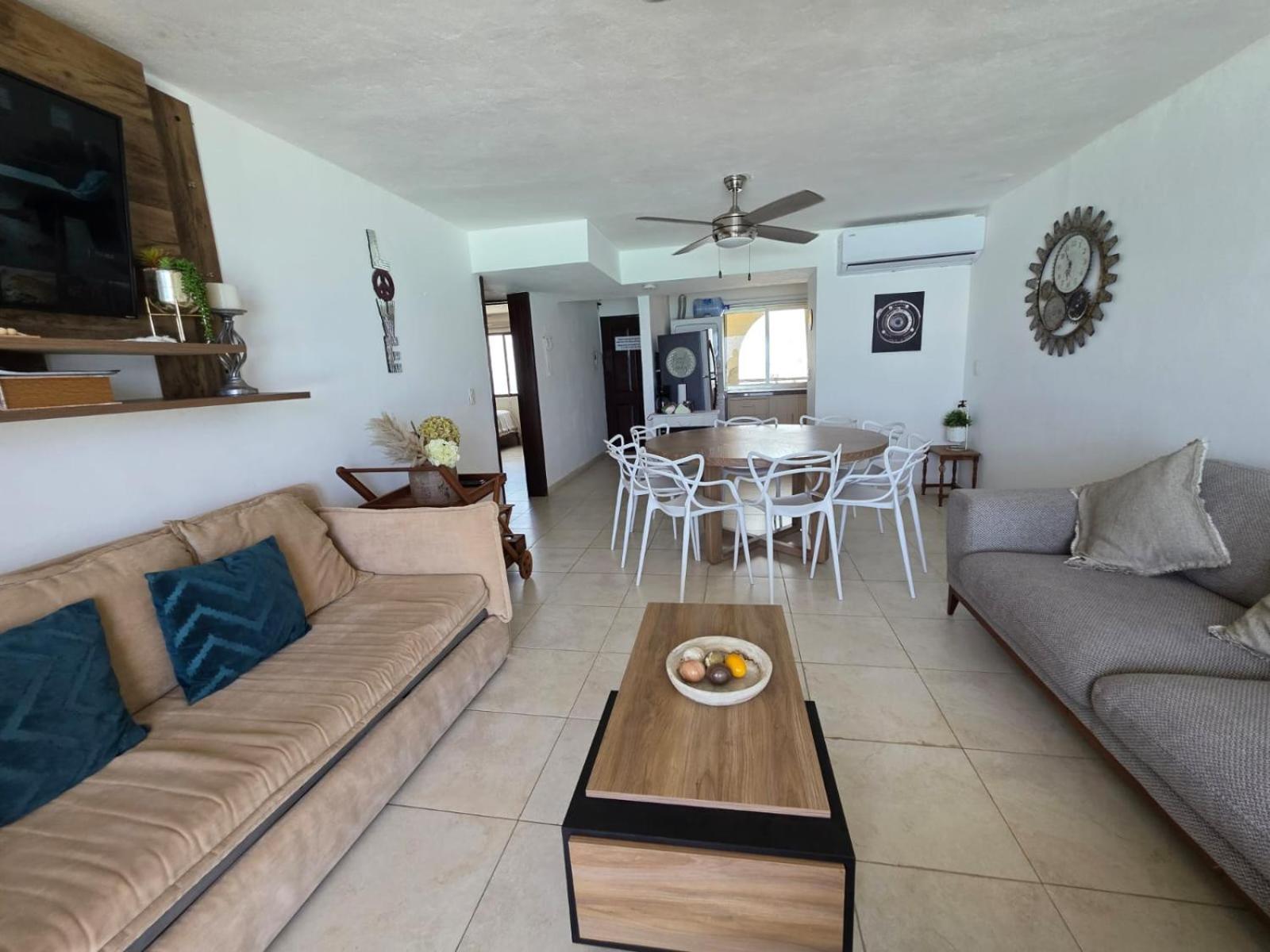 Perfect Vacation Getaway,Ocean View,Wifi, Beach Cancún Buitenkant foto