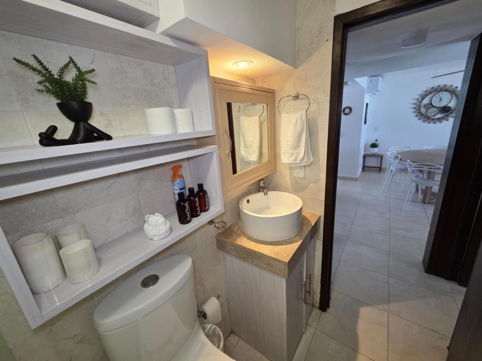 Perfect Vacation Getaway,Ocean View,Wifi, Beach Cancún Buitenkant foto