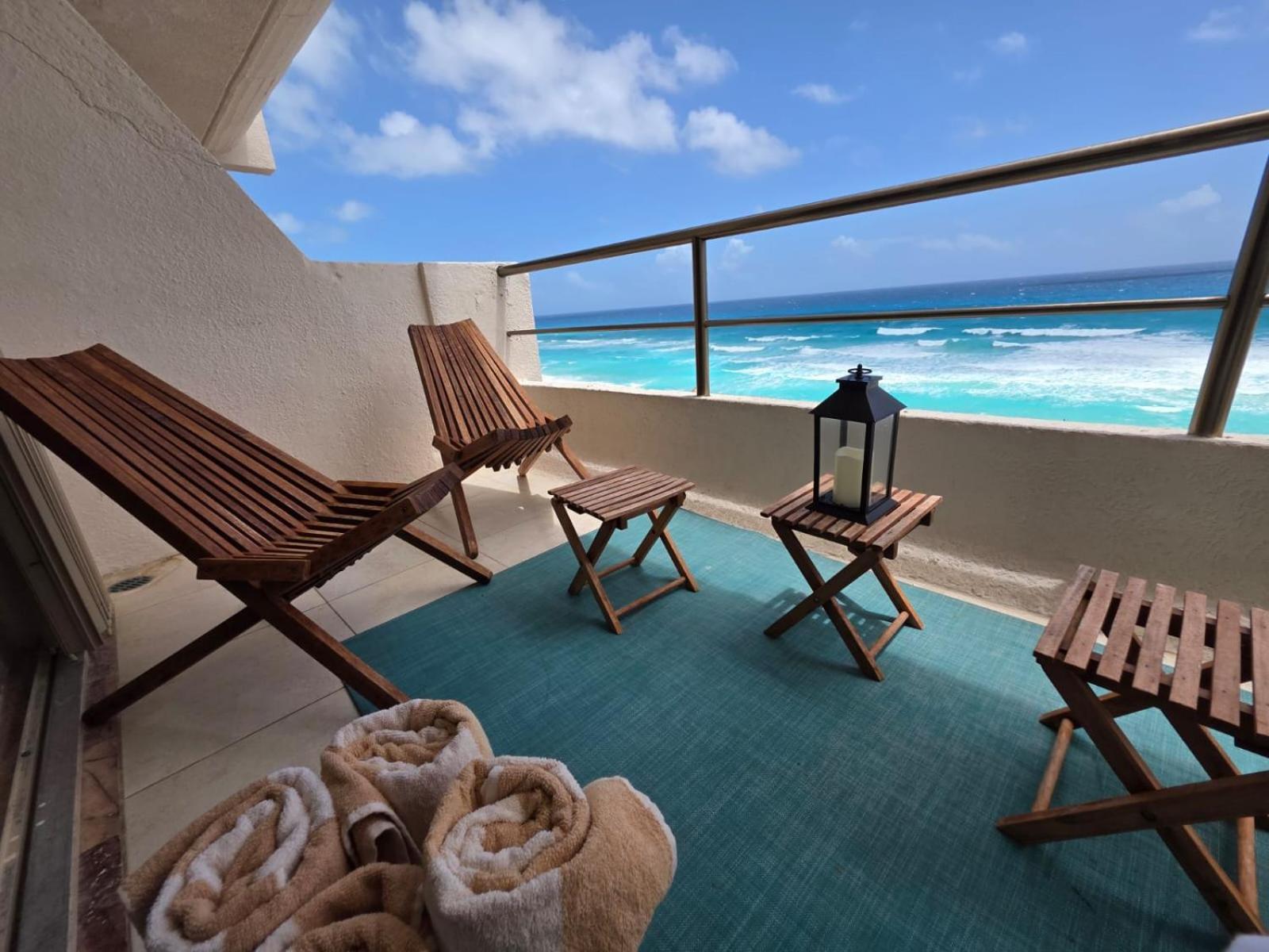 Perfect Vacation Getaway,Ocean View,Wifi, Beach Cancún Buitenkant foto
